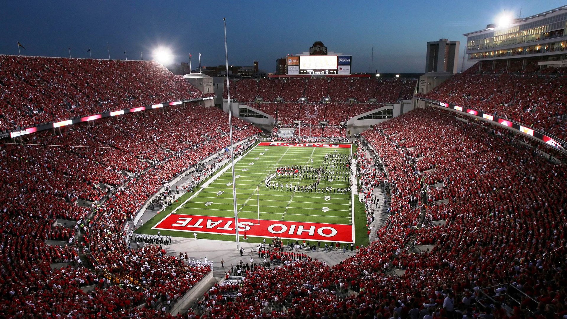 “奇谋巧布局：赛前战略的奇兵妙计”，奇谋战法